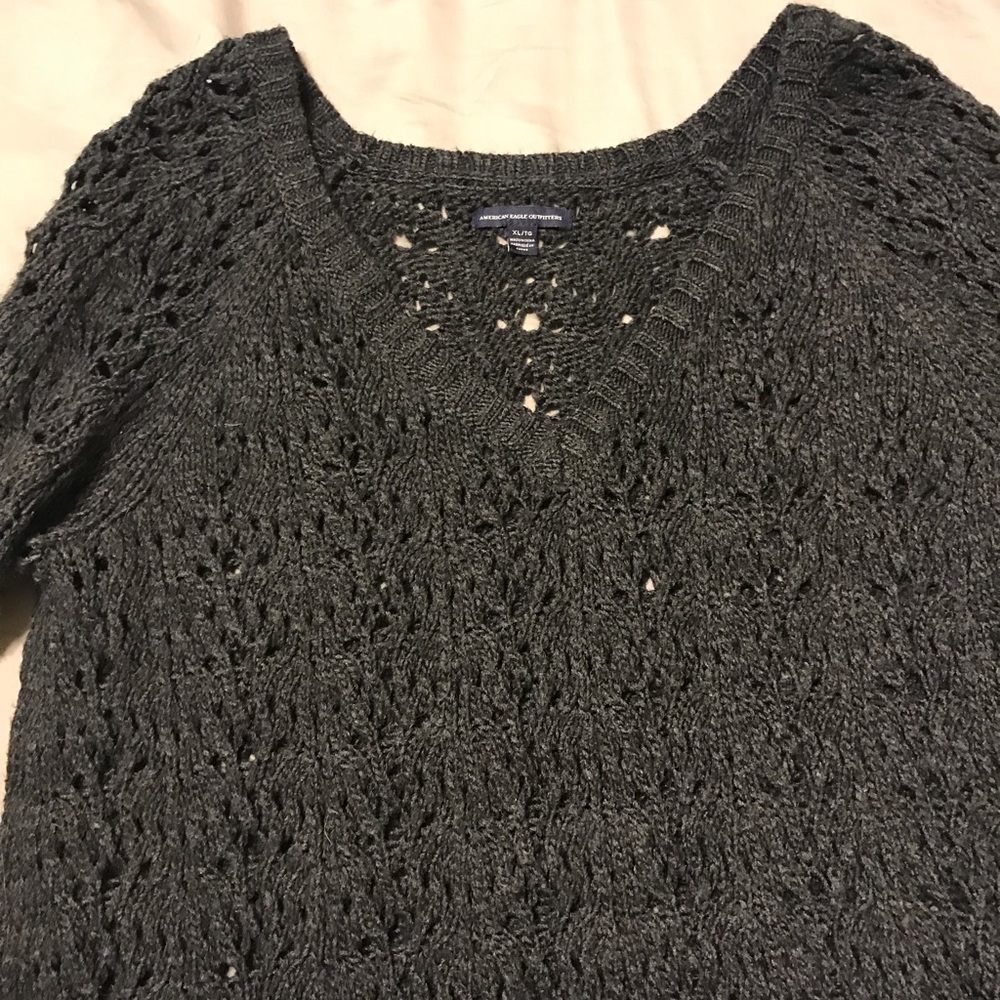 American Eagle sweater